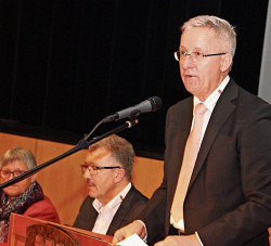 Der Steuerfuss bleibt tief